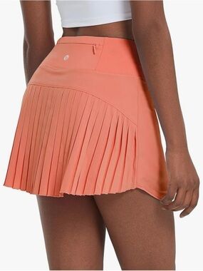 BALEAF — Pleated Tennis / Golf Skirt — CORAL — SIZE MEDIUM